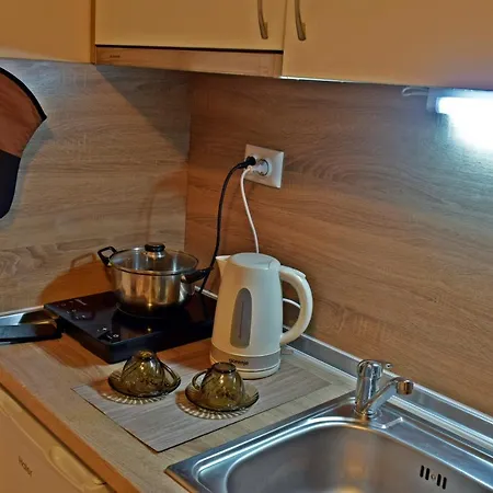 Διαμέρισμα Flora Μπουργκάς