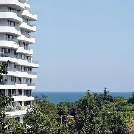 Flora Διαμέρισμα Μπουργκάς