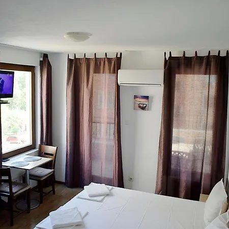 Lägenhet Flora Burgas