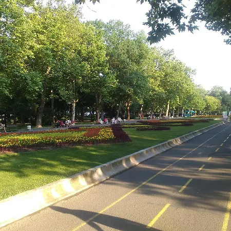 Flora Διαμέρισμα *