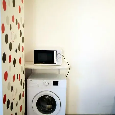 Apartment Flora *