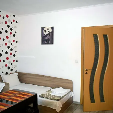 Flora * Μπουργκάς