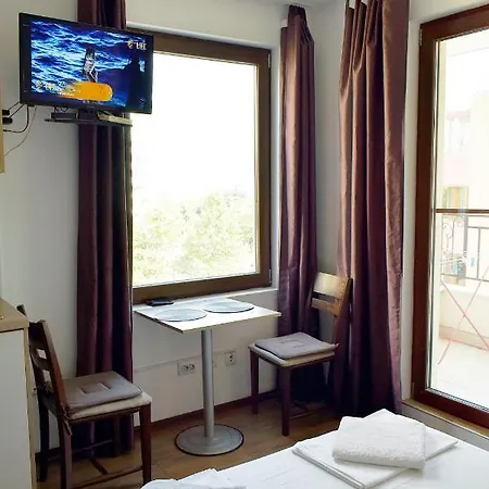 Flora Apartment Burgas