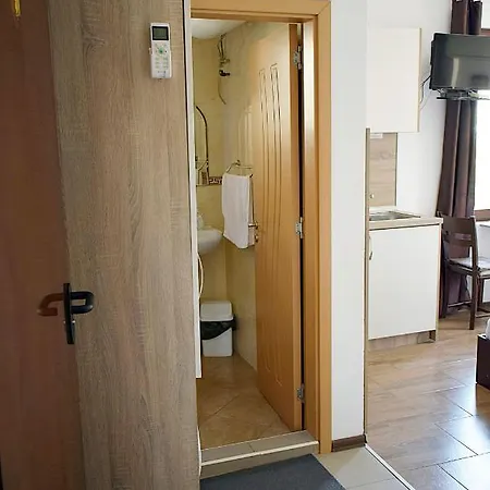 Flora Apartament *