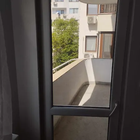 Flora Apartament